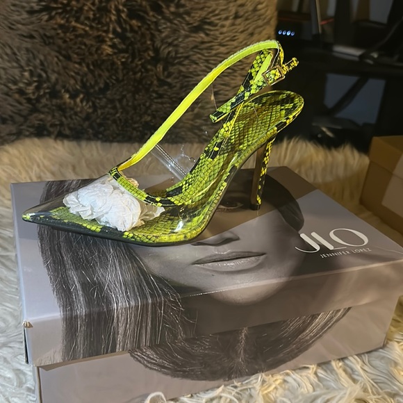 Jennifer Lopez Shoes - JLO High Heel Citron